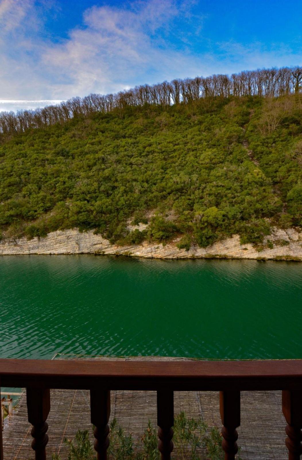 Hill River Hotel Ağva Luaran gambar