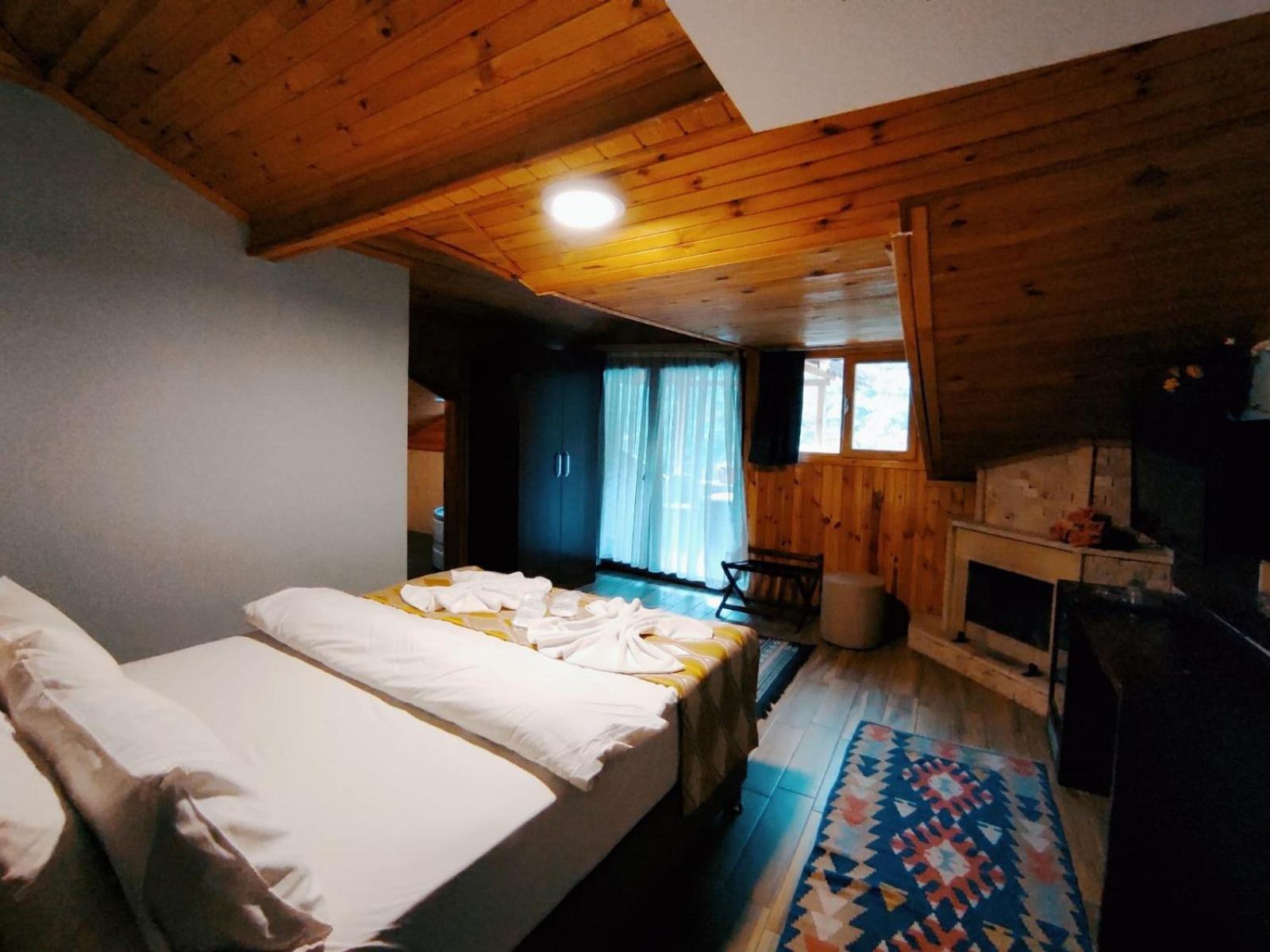 Hill River Hotel Ağva Luaran gambar